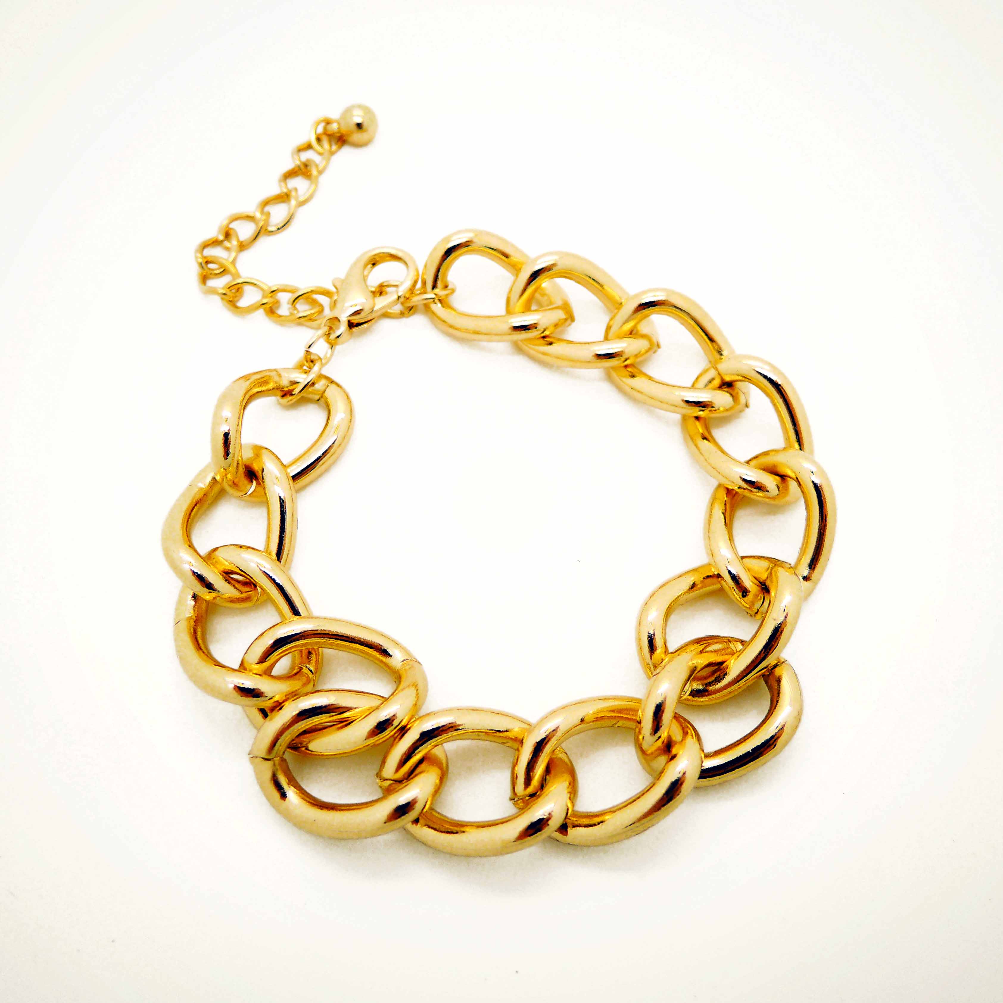 Vintage Gold Chain Bracelet on Luulla